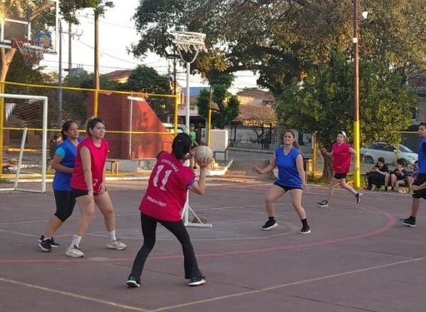 EMPEZÓ EL TORNEO DE CESTOBALL EN PARAGUAY. CONVOCATORIA A ENTRENAMIENTOS
